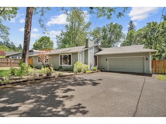 8190 SW Landau St, Portland, OR 97223