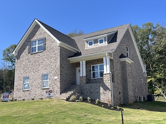 618 Spring Hill Dr, Smyrna, TN 37167