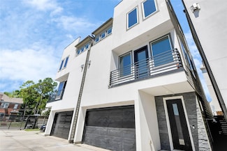 1805 Blodgett St, Houston, TX 77004