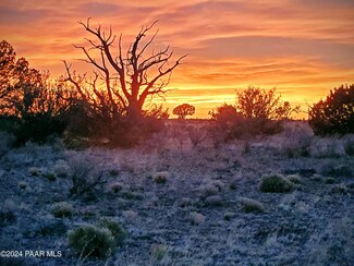 3282 S Dewey Dr, Williams, AZ 86046