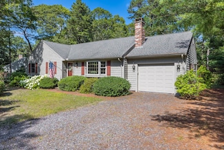 10 Eagle Dr, South Dennis, MA 02660