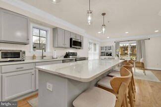 432 Gaither St, Gaithersburg, MD 20877