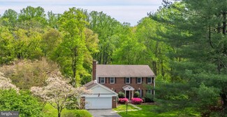 1203 Forestville Dr, Great Falls, VA 22066