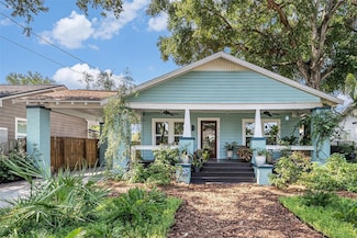 1207 E Giddens Ave, Tampa, FL 33603