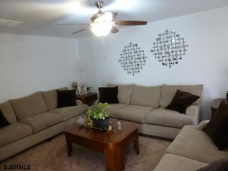 231 W Donna Dr, Egg Harbor City, NJ 08215