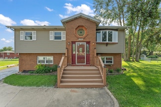 3461 Highland Ct, Crown Point, IN 46307