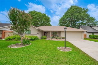 5411 Spellman Rd, Houston, TX 77096