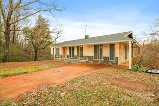 2155 Triplett Rd, Granite Falls, NC 28630
