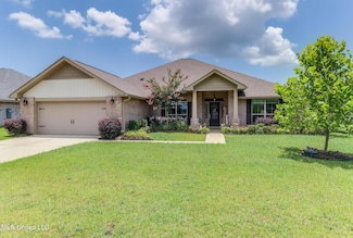 6225 Emerald Lake Dr, Biloxi, MS 39532