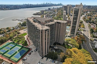 1512 Palisade Ave Unit 7H, Fort Lee, NJ 07024
