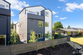 5041 25th Ave SW, Seattle, WA 98106