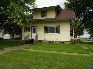 112 E 7th St, Sanborn, IA 51248