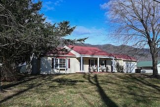 3006 Valley Ridge Rd, Covington, VA 24426