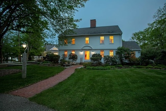 45 Pine St, Exeter, NH 03833