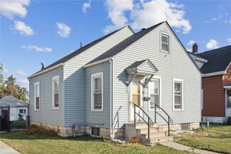 1011 9th St SW, Cedar Rapids, IA 52404