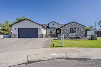 3834 E Clarendon Ave, Phoenix, AZ 85018