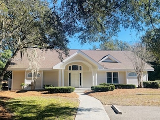 6 Aberdeen Ct, Hilton Head, SC 29926