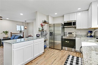 405 S Webster St, Spring Hill, KS 66083