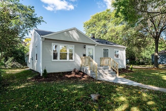 4575 N 44th St, Milwaukee, WI 53218