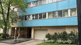 737 Ridge Ave Unit 2E, Evanston, IL 60202
