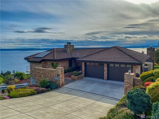 4509 52nd Ave SW, Seattle, WA 98116