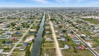 1413 NE 5th Place, Cape Coral, FL 33909