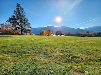 1 Lodge 619-B, Manson, WA 98831