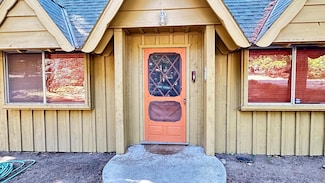 52143 Acorn Ln, Idyllwild, CA 92549