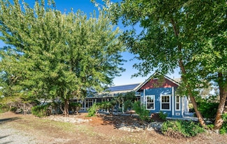 664 Perkins Rd, Arbuckle, CA 95912