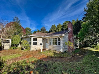 3657 H St, Eureka, CA 95503