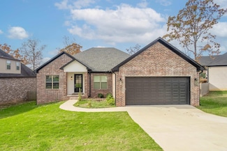 8709 Trail Creek Dr, Sherwood, AR 72120