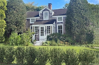 28 Bowden Square, Southampton, NY 11968