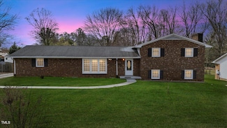 2605 Sumac Ln, Burlington, NC 27215