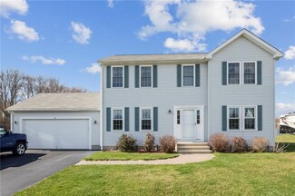 54 Hibiscus Ln, Coventry, RI 02816