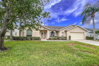 6013 Cedarwood Ln, Bradenton, FL 34203