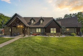 1029 Riverview Rd, Clever, MO 65631