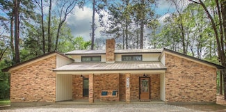 576 Bartmess Dr, Lufkin, TX 75901
