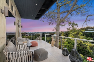 1415 Summitridge Dr, Beverly Hills, CA 90210