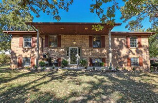 5560 S 154th Rd, Brighton, MO 65617