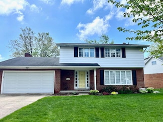659 Wembley Ct, Ann Arbor, MI 48103