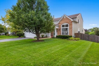 9841 Chetwood Dr, Huntley, IL 60142