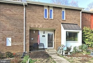 12728 Rolling Brook Dr, Woodbridge, VA 22192
