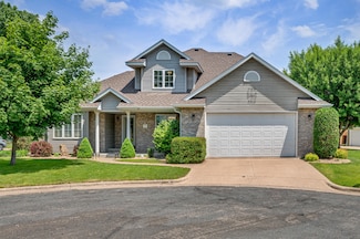 2641 13th Ct, La Crosse, WI 54601