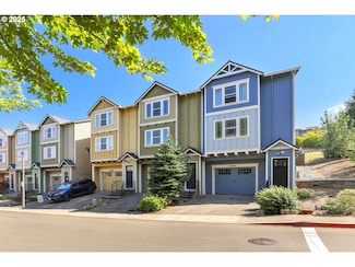 10076 SE Old Town Ct, Happy Valley, OR 97086