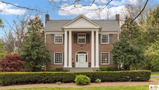 707 Leslie Ave, Glasgow, KY 42141