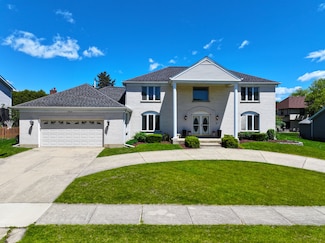 5804 N Corona Dr, Palatine, IL 60067