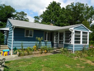 91 Kersey Rd, Wakefield, RI 02879