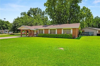 5227 Sarah St, Alexandria, LA 71303