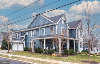 2 W 8th St, Media, PA 19063