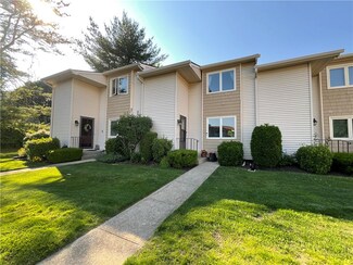 500 E Greenwich Ave Unit 113, West Warwick, RI 02893